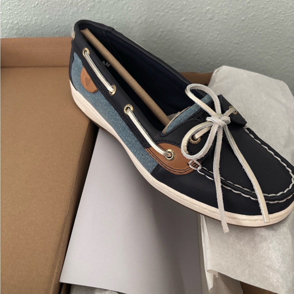 SPERRY Angelfish Navy Leather & Denim Boat Shoe with Contrast Laces
